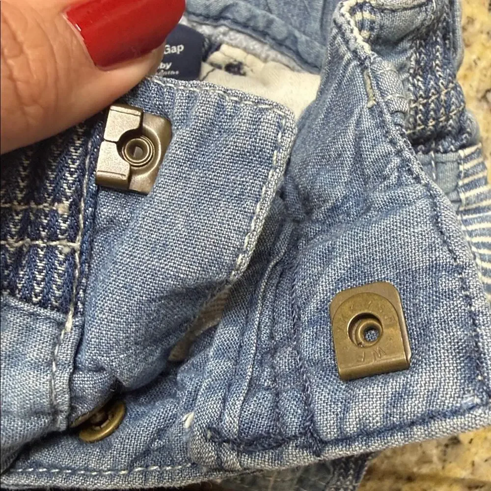 GAP these shorts